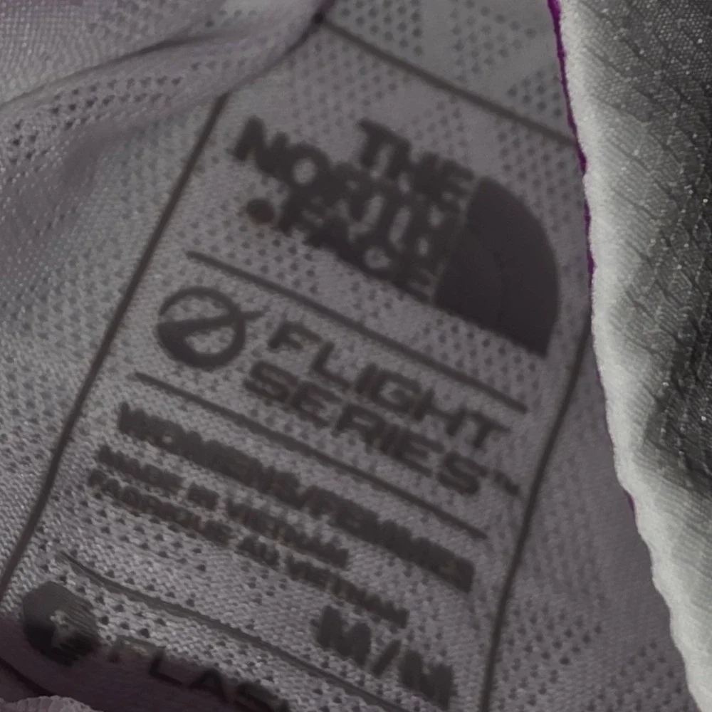 The North Face Flight‎ Series Womens Medium White Purple Running Jacket FlashDry